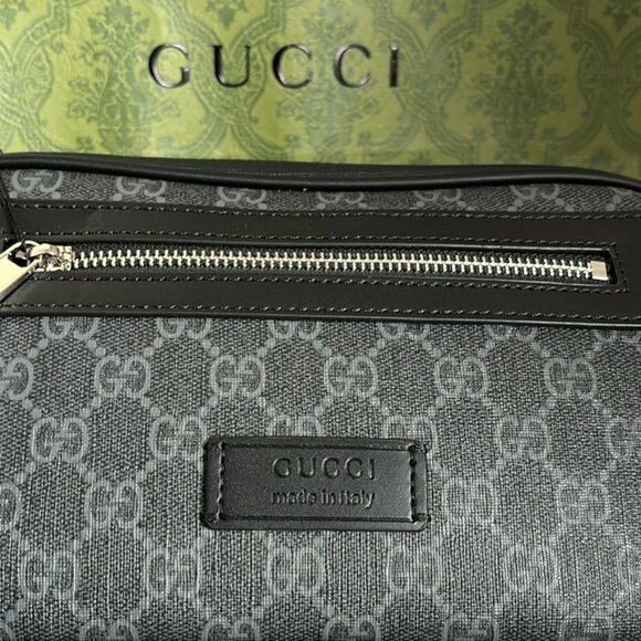 AUTHENTIC Gucci Cross body bag - Picture 2 of 2